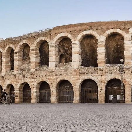 Arena - Verona Centro - Appartamento Elegante Kültér fotó